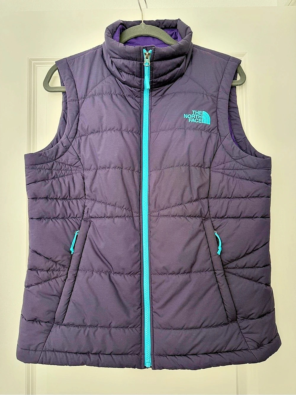The North Face Quilted Puffer Vest in Purple Size Large Like New